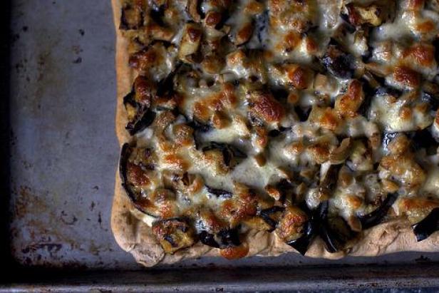 Smitten Kitchen's Eggplant and Olive Pizza