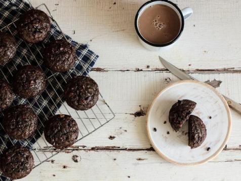 Sifted: Chocolate-Banana Muffins, Cinnamon Roll Bread Pudding and More Breakfasts