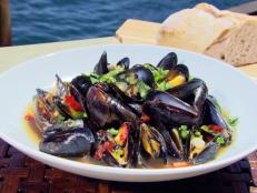 Cooking Channel serves up this Black Bean Mussels with Chinese Beer recipe from Ching-He Huang plus many other recipes at CookingChannelTV.com
