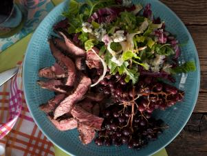 CCKEL207_Broiled-Flank-Steak-Recipe-With-Bitter-Greens-Blue-Cheese-Salad_s4x3