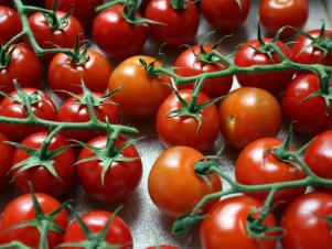 CC-Farmstand-Copeland_Cherry-Tomatoes_s4x3