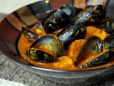 Cooking Channel serves up this Sweet Potato Curry with Mussels recipe from Bal Arneson plus many other recipes at CookingChannelTV.com