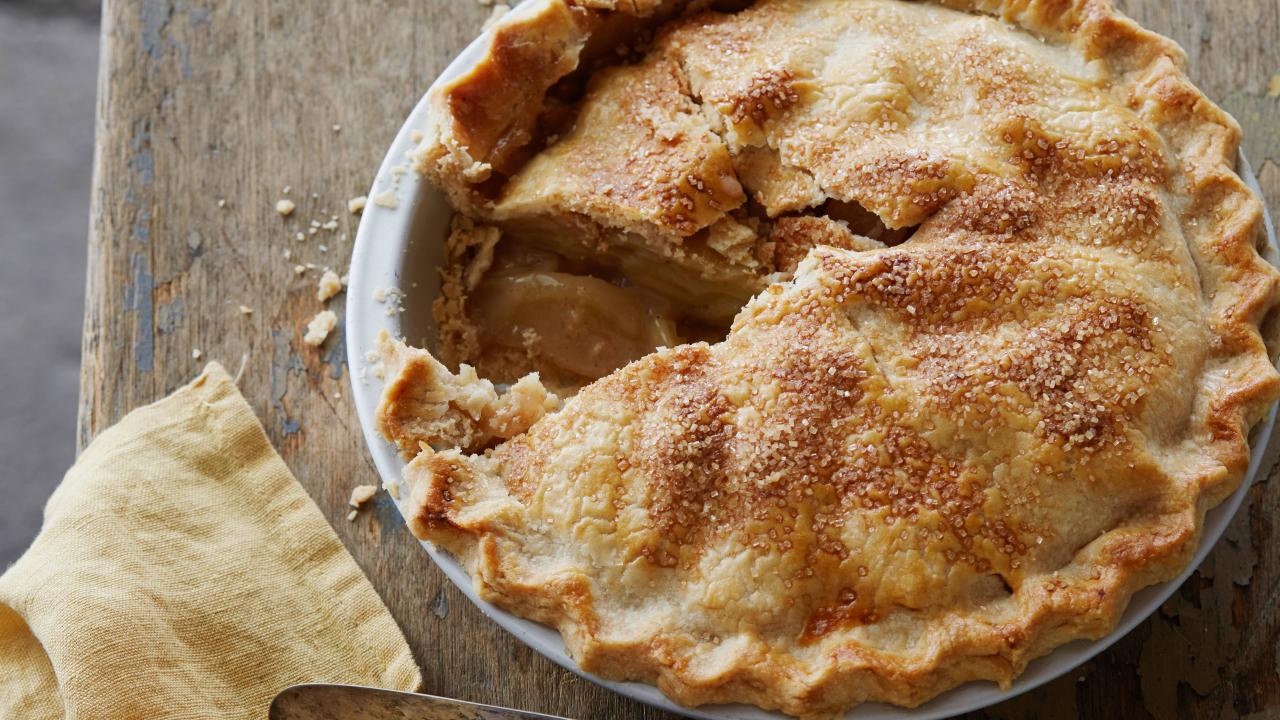 Apple Pie With Leaf Lard Crust