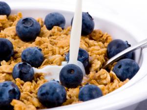 CCSP_thinkstock-cereal-with-added-fiber_s4x3