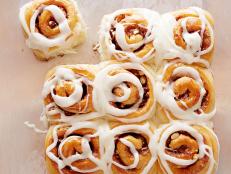 Cooking Channel serves up this Hazelnut Cinnamon Rolls recipe from Giada De Laurentiis plus many other recipes at CookingChannelTV.com