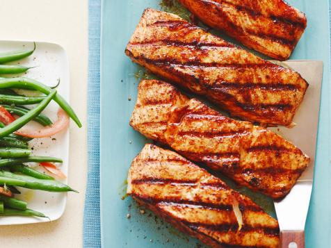 Salmon with Sweet and Spicy Rub