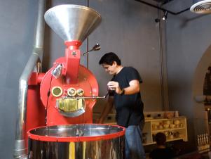 CCLATSP1_Pablo-Munoz-with-His-900-Pound-Coffee-Roaster_s3x4