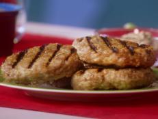 Cooking Channel serves up this HG Hot Couple: Onion Goodness Burgers recipe from Lisa Lillien plus many other recipes at CookingChannelTV.com