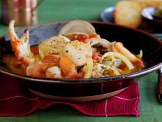 Cooking Channel serves up this Cioppino recipe from Michael Chiarello plus many other recipes at CookingChannelTV.com