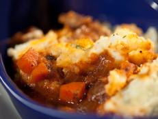 Cooking Channel serves up this Hungarian-Style Shepherd's Pie recipe from Rachael Ray plus many other recipes at CookingChannelTV.com