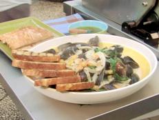 Cooking Channel serves up this Steamed Mussels with Fennel and Ouzo recipe from Bobby Flay plus many other recipes at CookingChannelTV.com