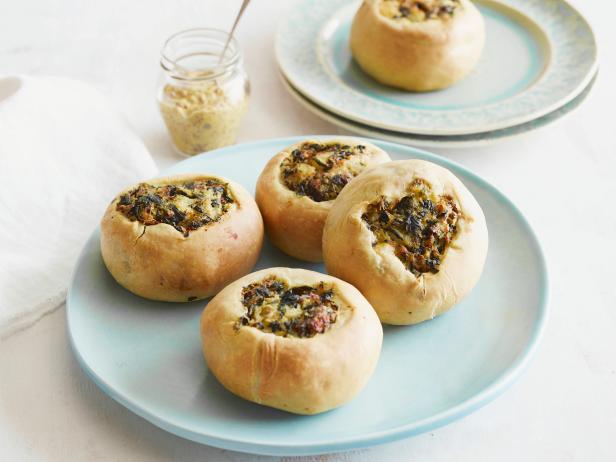What is the best recipe for an easy potato knish?