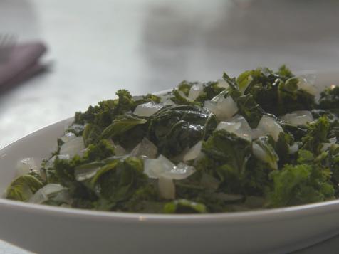 Braised Kale with Onions and Garlic