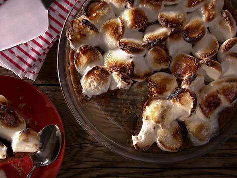 Kelsey's S'Mores Pudding Pie