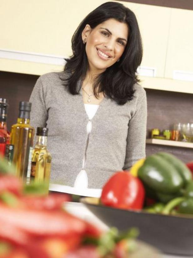 Anjum Anand - Indian Food Made Easy
