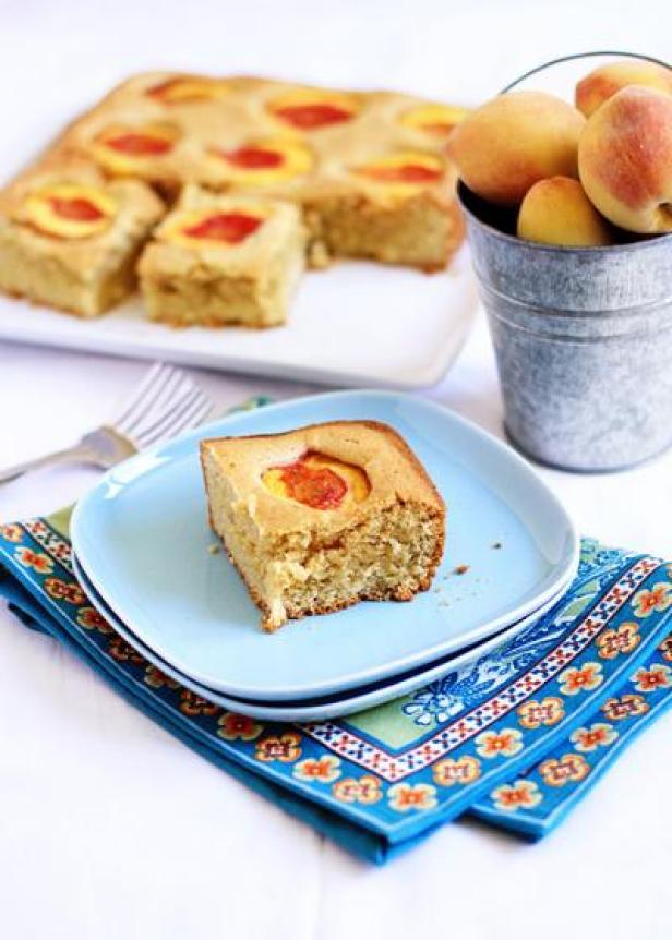 dimply peach cake with almond