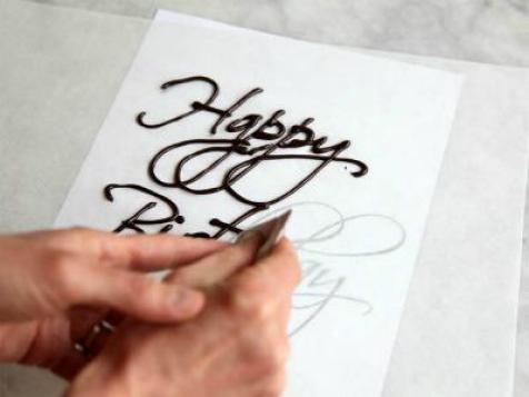 CAKE DECORATING HACK - LETTERING HACK (No tools!!) 🍰😍 - YouTube