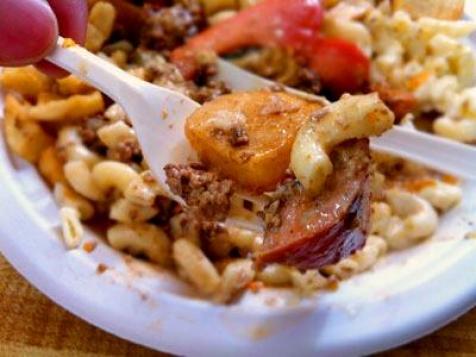 Garbage Plate. A Classic From Rochester, NY, made with love by my wife this  weekend. : r/shittyfoodporn