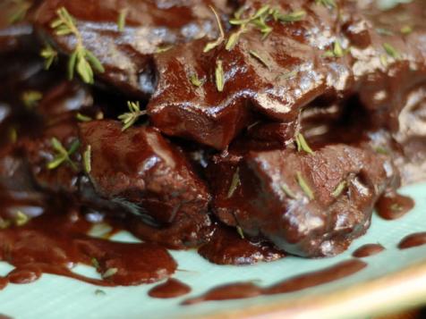 Spezzatino di Manzo al Cioccolato: Beef Stew with Chocolate
