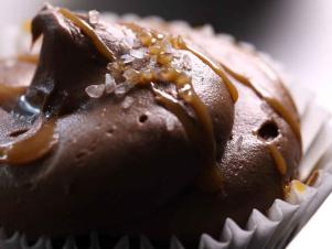 CCXTR203_Yummy-Cupcakes-Chocolaty-Salty-Caramel_s4x3
