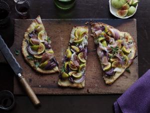 MA_Fig-and-Blue-Cheese-Flatbread_s4x3