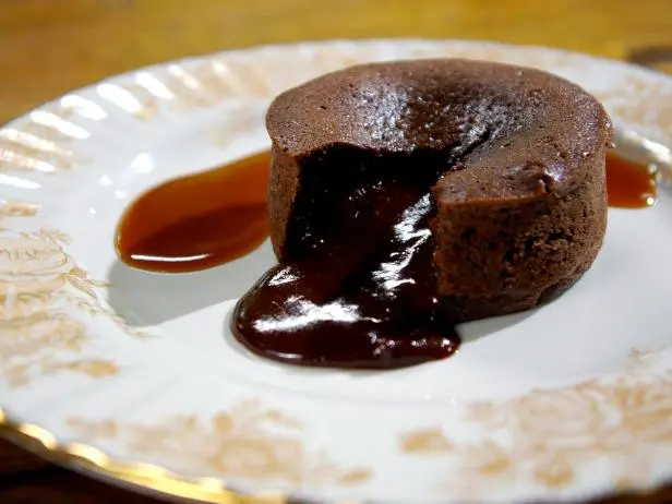 Moelleux au Chocolat : Recipes : Cooking Channel Recipe | Laura Calder ...