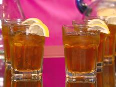 Cooking Channel serves up this Napa Valley Iced Tea recipe from Michael Chiarello plus many other recipes at CookingChannelTV.com