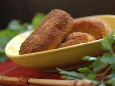 Cooking Channel serves up this Potato Croquette recipe from David Rocco plus many other recipes at CookingChannelTV.com