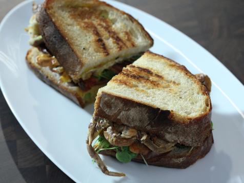 Soft-Shell Crab BLT with Saffron Aioli and Peppercress