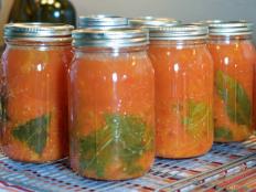 Capture a taste of summer with this step-by-step tomato canning how-to.