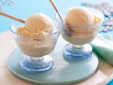 Cooking Channel serves up this Eggnog Ice Cream recipe from Alton Brown plus many other recipes at CookingChannelTV.com