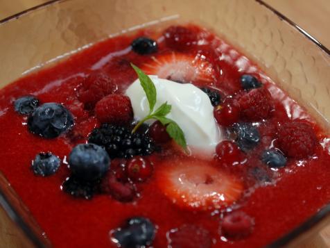 Champagne and Berry Soup