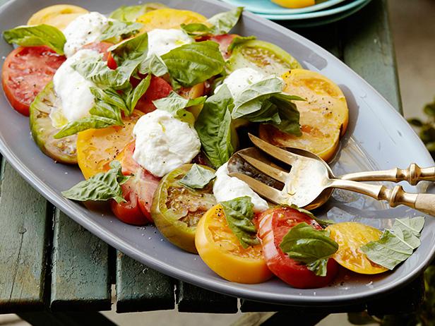 Heirloom Tomato Caprese Salad