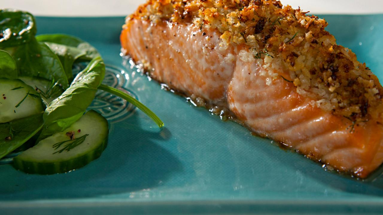 Baked Salmon w/ Cucumber Dill