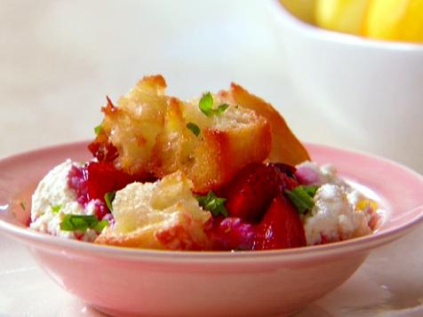 Ricotta with Vanilla-Sugar Croutons and Berries