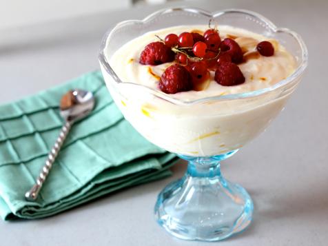 Spiced Yogurt with Summer Berries