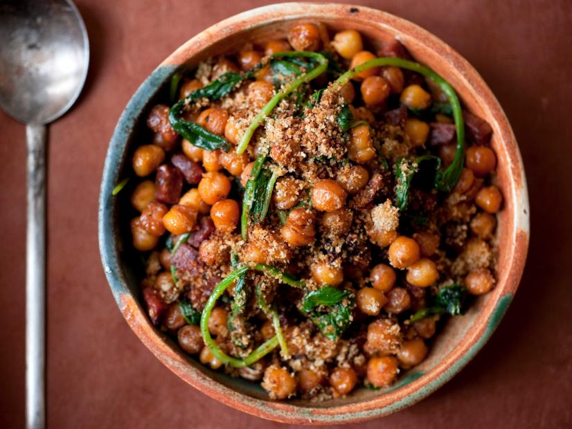Dec 17, 2009 - DINING - MINIS: MarkBittman's Fried Chickpeas and Chorizo with Spinach
Credit: Evan Sung for The New York Times