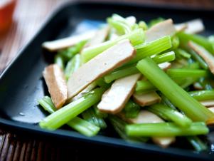 CCMIN110_Celery-and-Tofu-Salad_s4x3