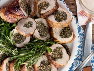 CCKEL205_Goat-Cheese-and-Herb-Stuffed-Chicken-Roulade_s4x3