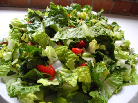 Green Salad with Zesty Lemon Garlic Dressing