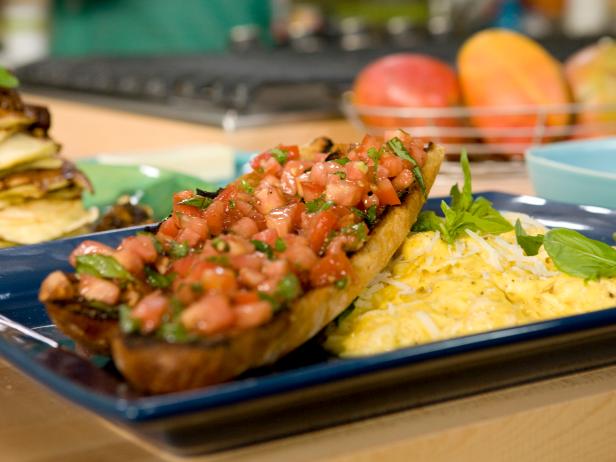 Grilled Bruschetta with Tomatoes Recipe