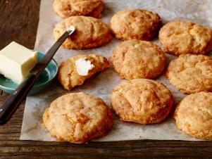 CCCDO304_Cheddar-Biscuits_s4x3