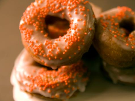 Pumpkin Spiced Donuts with Buttermilk Glaze
