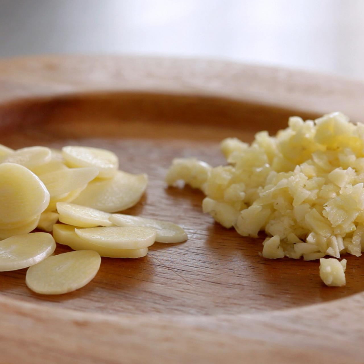 How to Slice, Chop and Mince: A Step-By-Step Guide