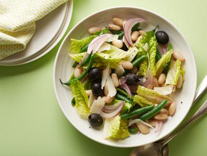 Food Network Kitchen
Tuscan Salad
Healthy Eats
Food Network