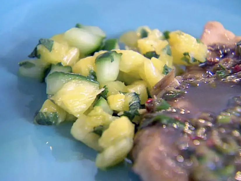 Frame 102
Ellie Krieger prepares chicken with jerk sauce and cool pineapple salsa as a main entrée on Healthy Appetite's spice-inspired episode. Spices used in dish include allspice, chile pepper and ginger.