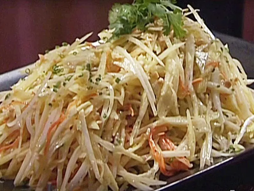 Spicy Thai Green Papaya Salad. Emeril Lagasse.
Emeril Live
FLEML-152F