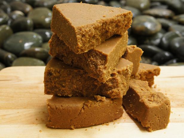 Peanut Butter, Bourbon and Maple Fudge (Halvah) : Recipes ...