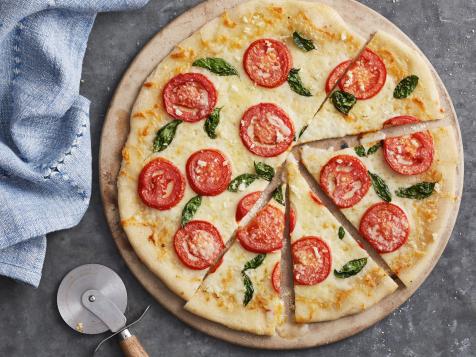 Pizza with Fresh Tomatoes and Basil