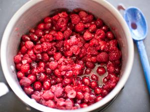 CCDevour_Francois-cranberry-raspberry-upside-down-cake-recipe-08_s4x3